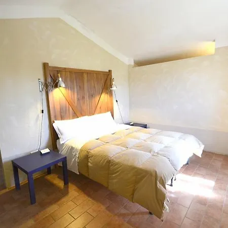 Sleeps 6 Pool Wifi