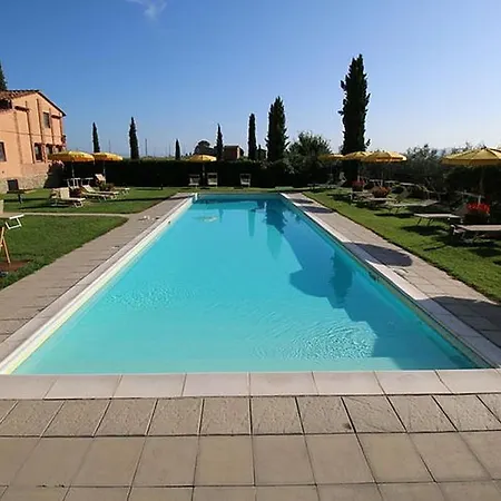 Appartamento Sleeps 6 Pool Wifi