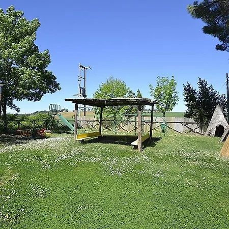 Sleeps 6 Pool Wifi *